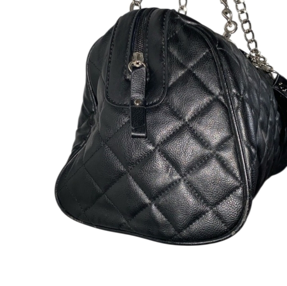 Betsy Johnson Black Quilted Betsyville Handbag Satchel Bag Preloved - Picture 6 of 8